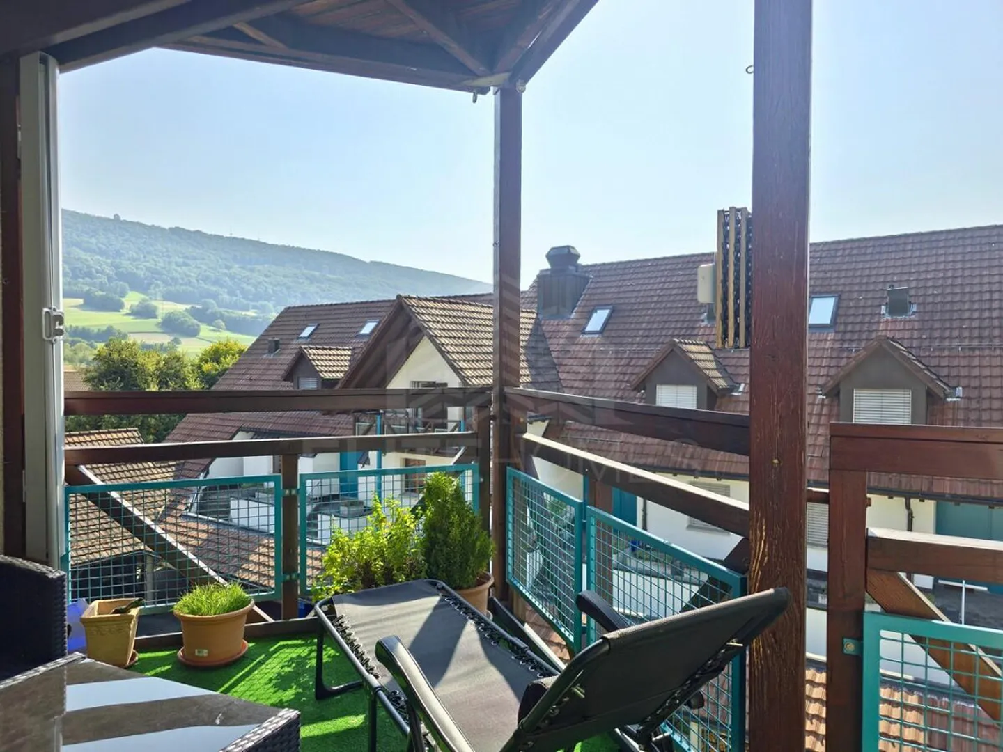 COMPLETELY RENOVATED IN A CENTRAL LOCATION - Photo 3 of 3