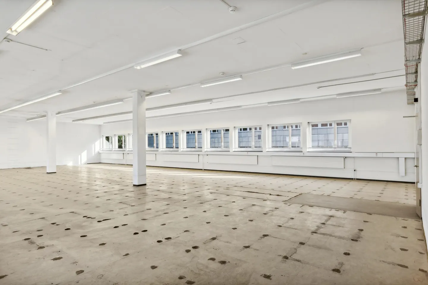 Edificio in affitto, Brandbachstrasse 8 (Dietlikon, Svizzera) - Foto 3 di 8