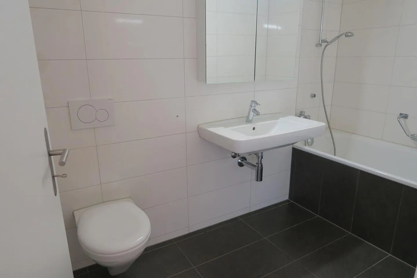 La tua nuova casa: Appartamento attico soleggiato di 4,5 stanze - Foto 9 di 10