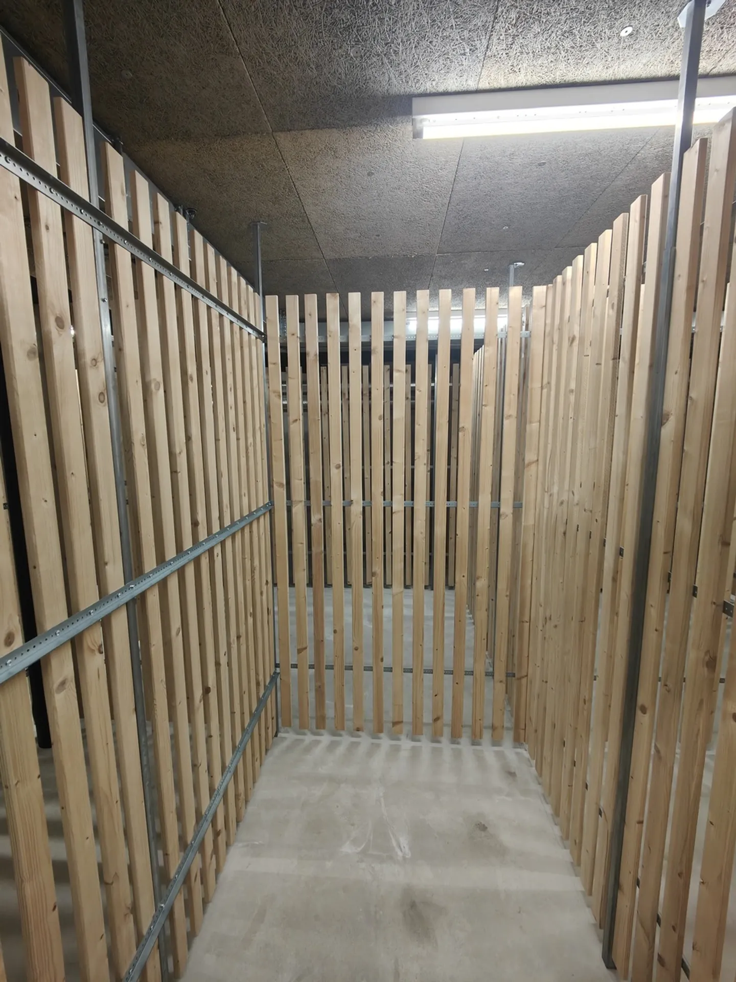 2.59m2 Storage Room Kriens - Nidfeldstrasse 2U - Photo 2 of 8