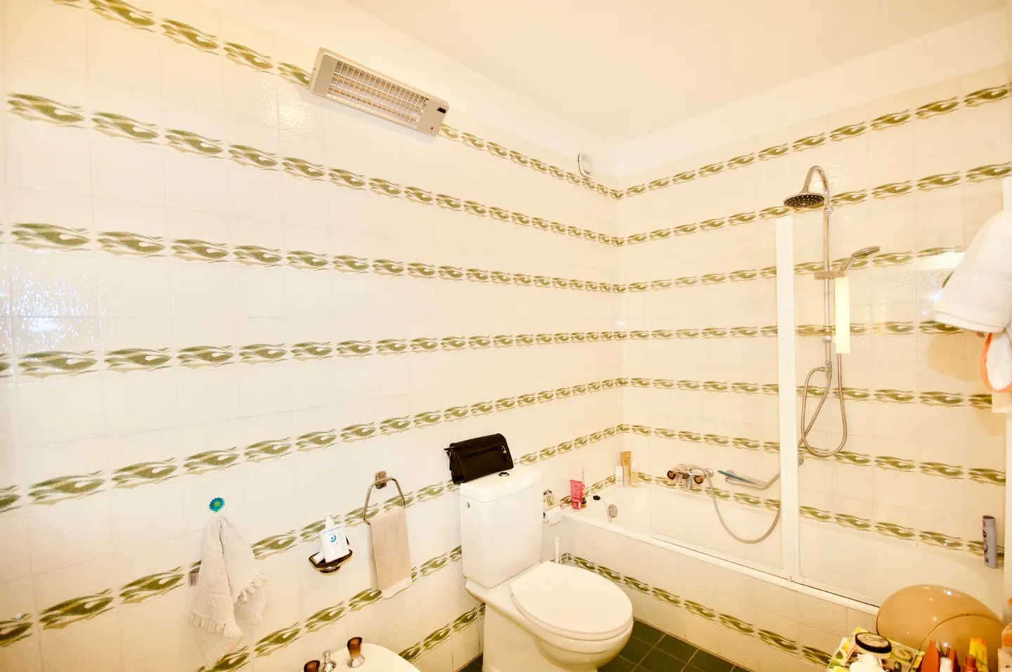 Luxury Apartment with View - Photo 12 of 14