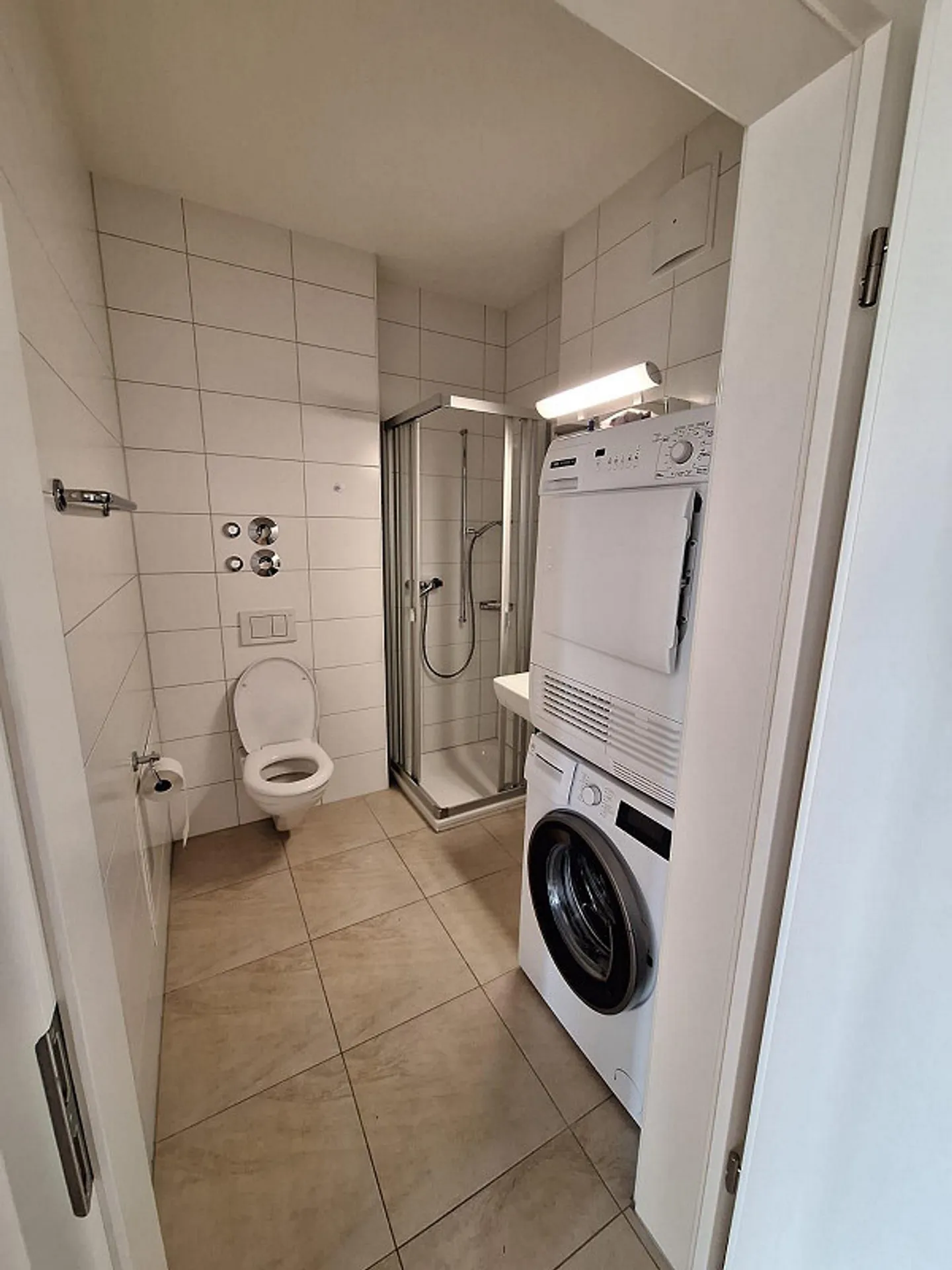 Spacious 5.5 room apartment in Cham available for rent immediately! - Photo 4 of 8