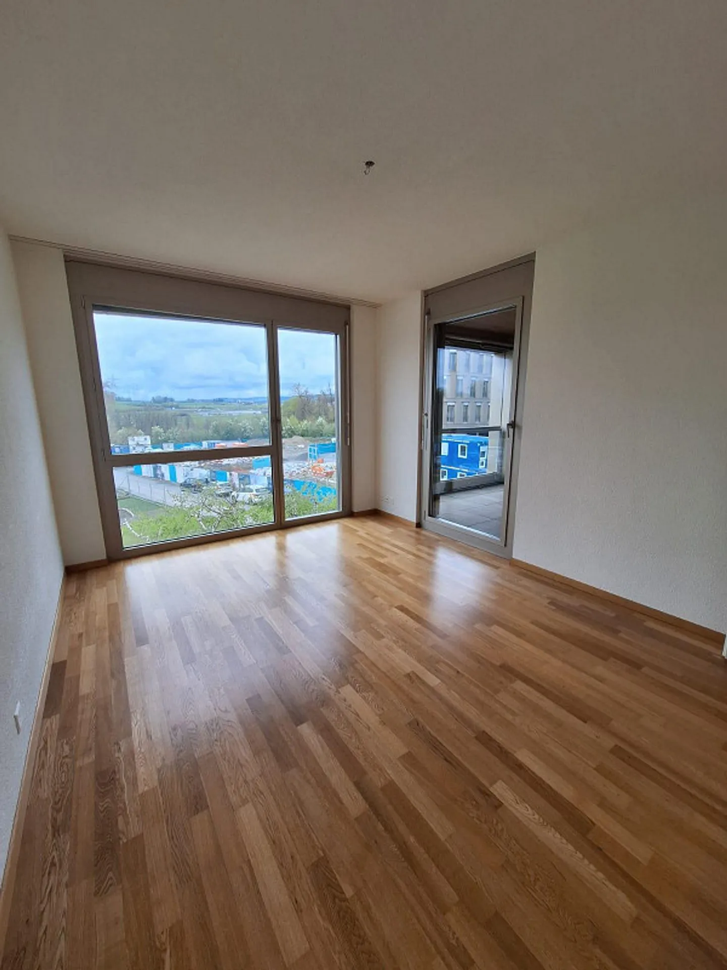 Spacious 5.5 room apartment in Cham available for rent immediately! - Photo 5 of 8