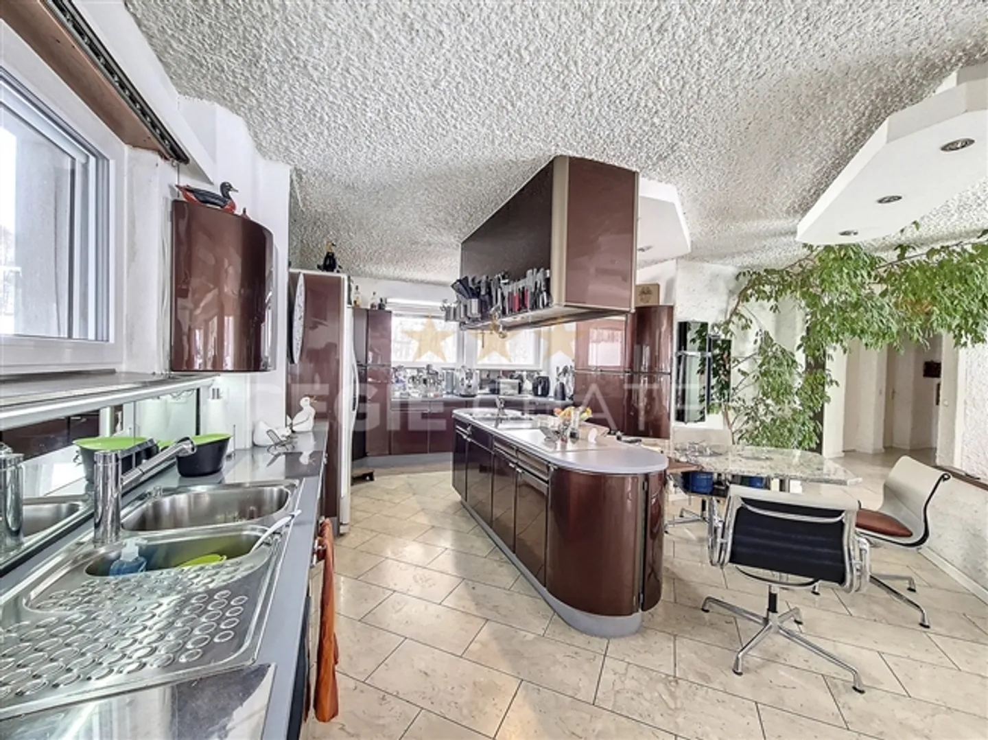 «Geräumige Wohnung mit Garten und großer Garage/Werkstatt» - Foto 4 von 8