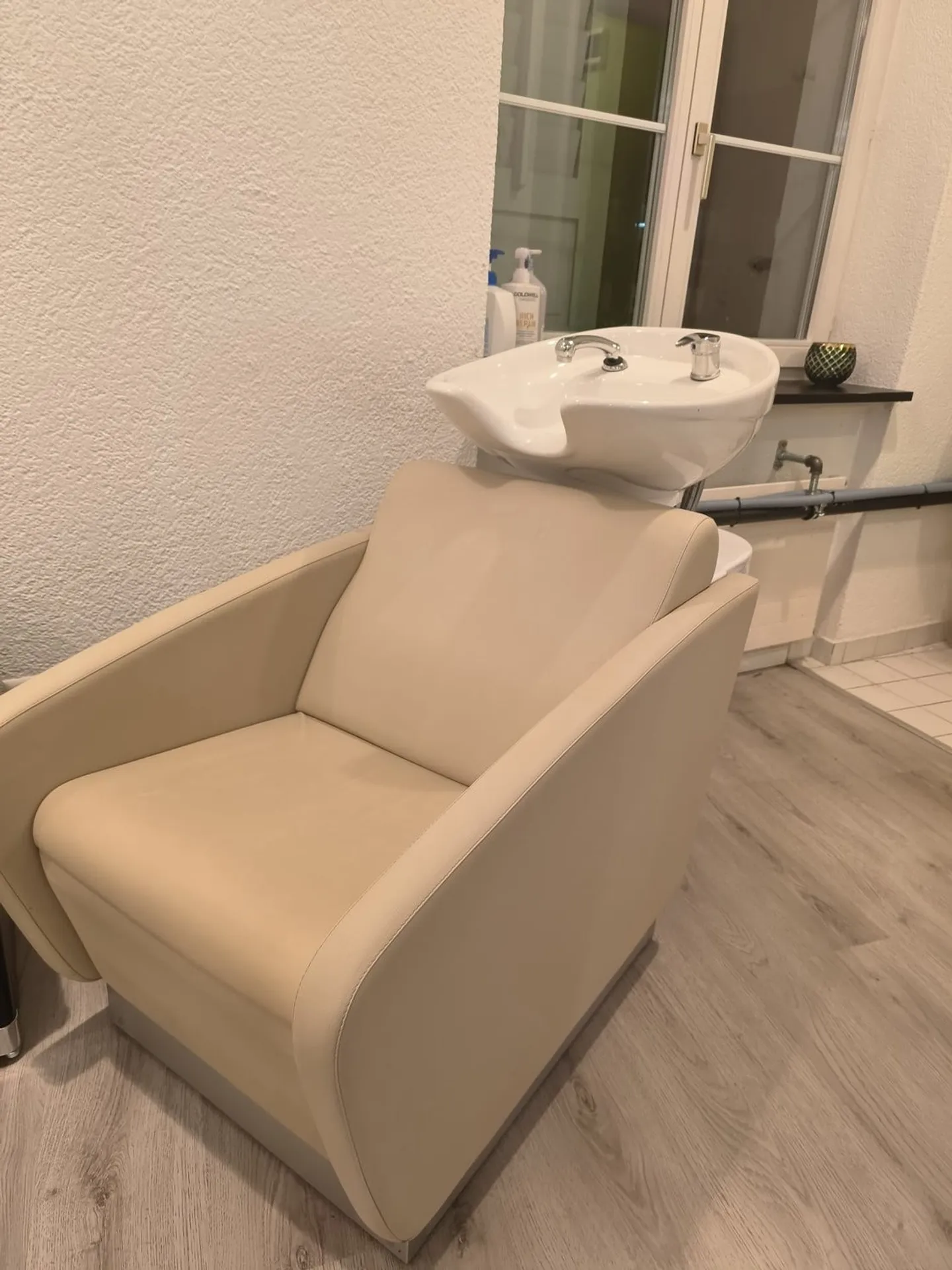 Atelier à louer dans le centre du village d'Oberuzwil - Photo 3 sur 4