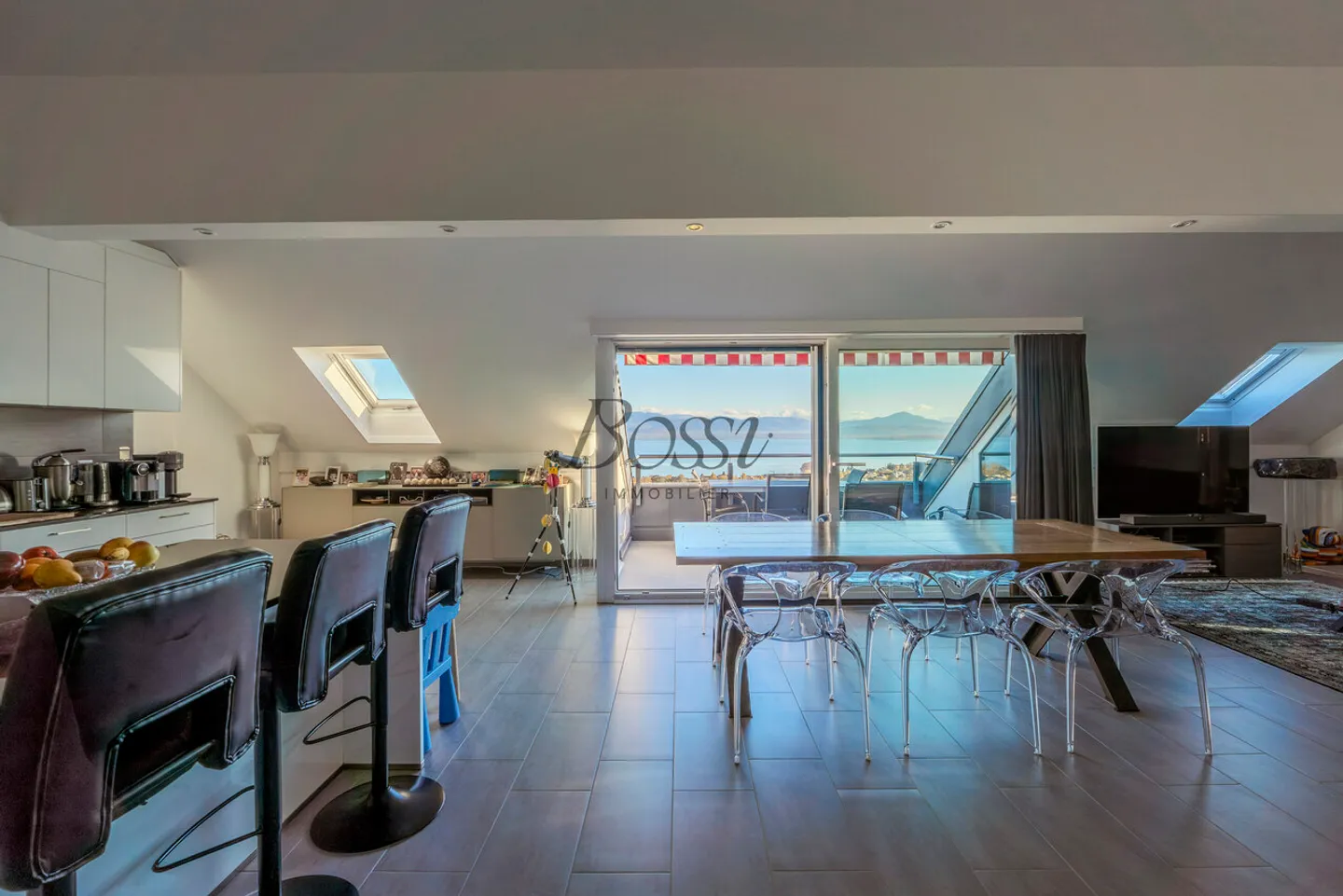 8 Minuten vom Bahnhof Rolle entfernt, Penthouse mit Blick auf den See-Alpen-Weinberge - Foto 5 von 16