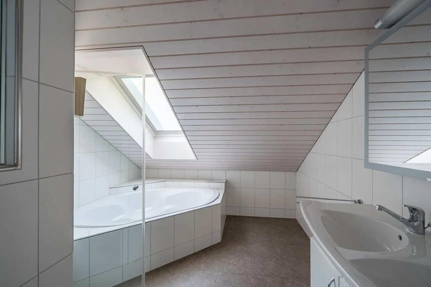 Penthouse de 5,5 pièces au cœur de Gais - Photo 8 sur 11