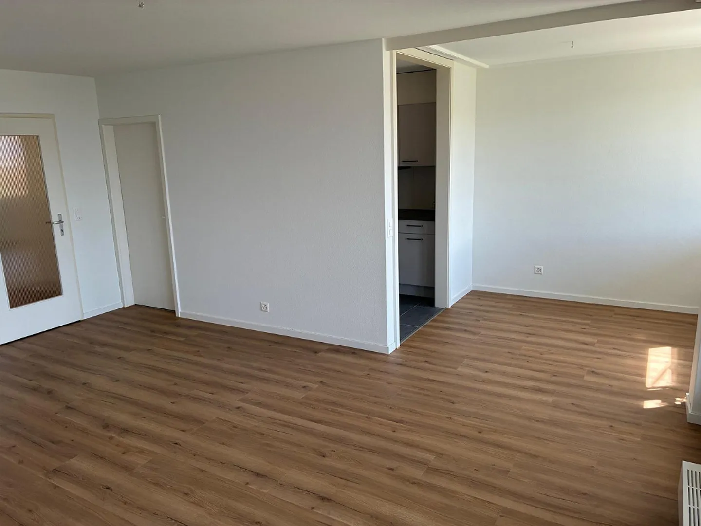 Charming 3.5-room apartment with balcony for subletting - Photo 2 of 6