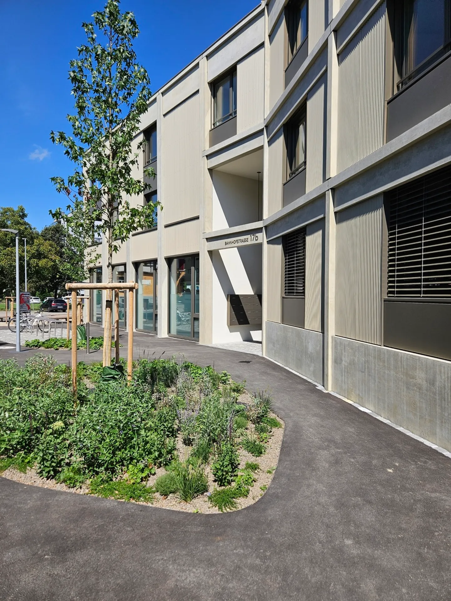 Première occupation - Appartement en attique au cœur de Willisau - Photo 8 sur 8