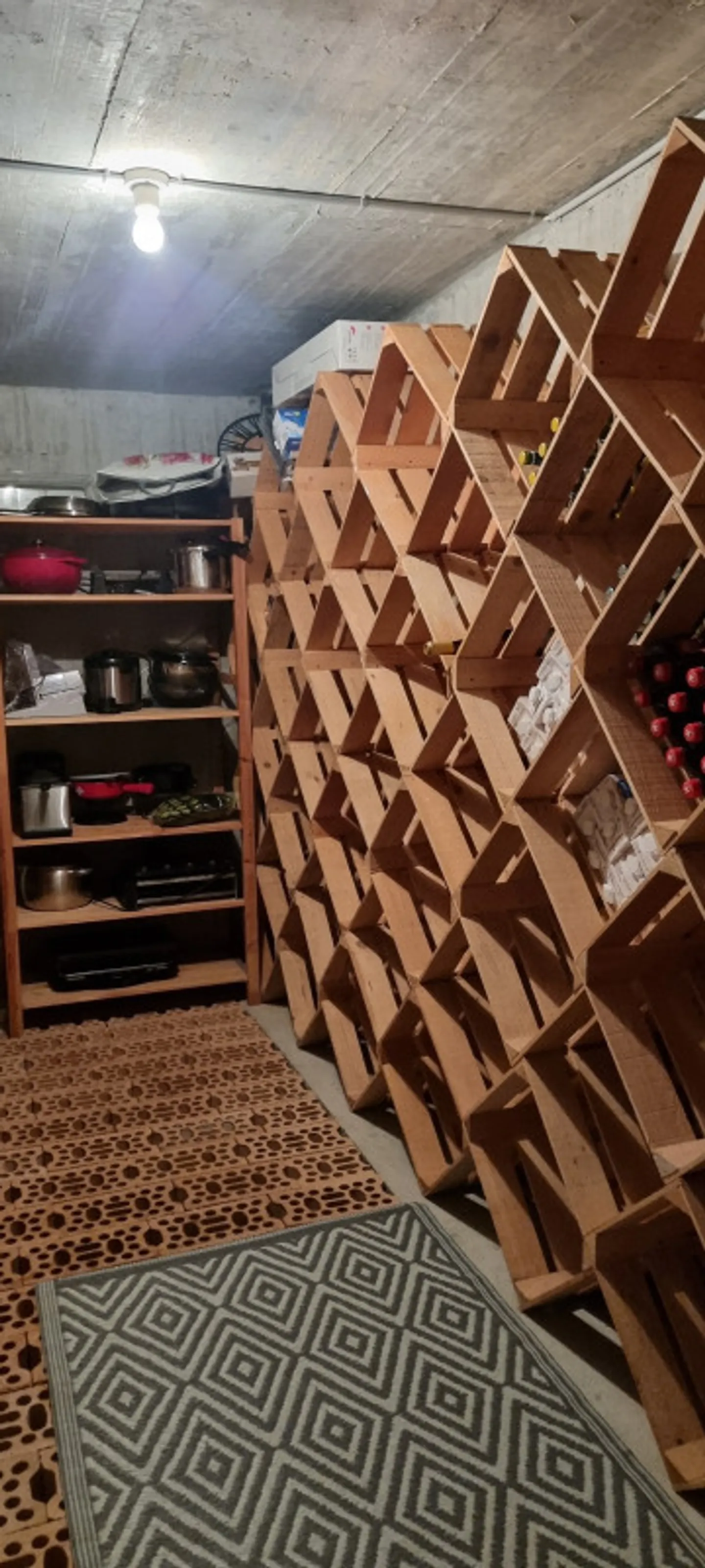 Villa avec grand jardin et panneaux solaires - Photo 12 sur 13