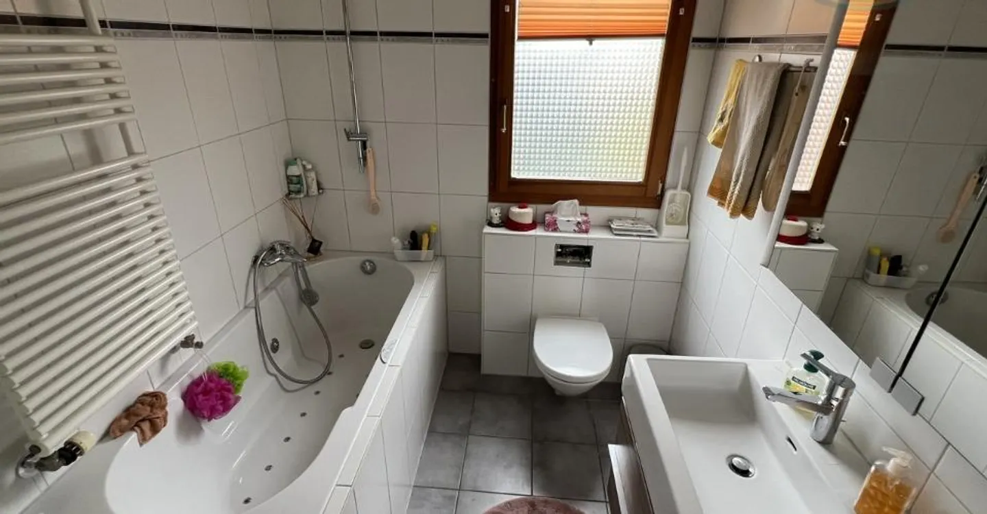 Ampia Casa Familiare a Boécourt - Foto 11 di 11