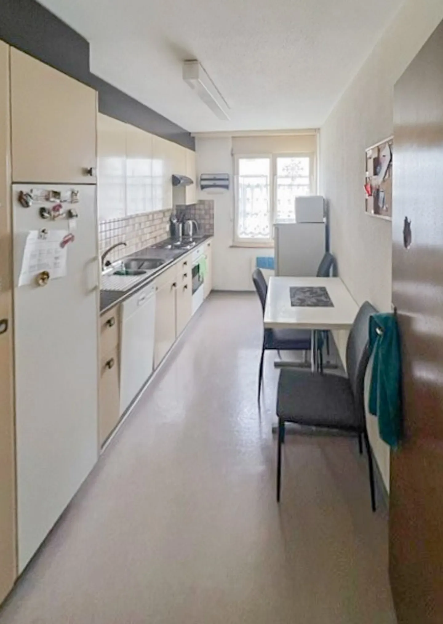 Appartement spacieux de 5,5 pièces au 1er étage - Photo 6 sur 8