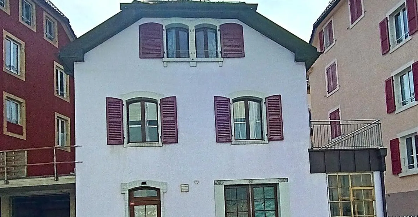 Jolie maison à rénover - Photo 1 sur 16
