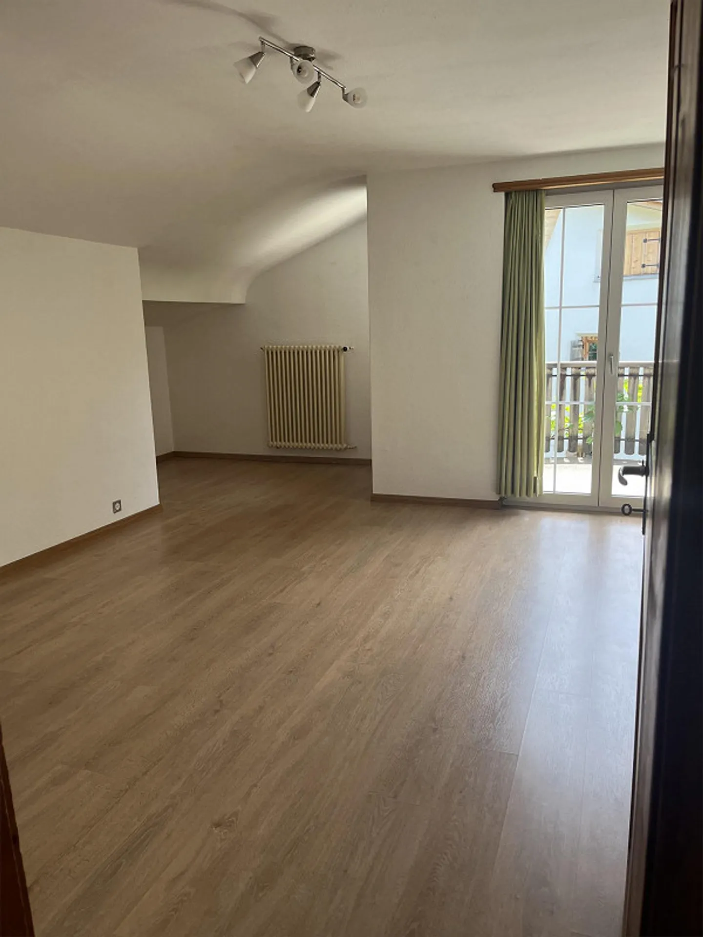 Appartamento duplex 4 stanze possibile anche come appartamento per vacanze in affitto permanente - Foto 2 di 11