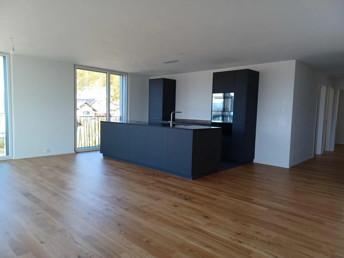 Exclusive grosszügige  4.5-Zimmerwohnung mit Terrasse WE 01 - Foto 2 von 8