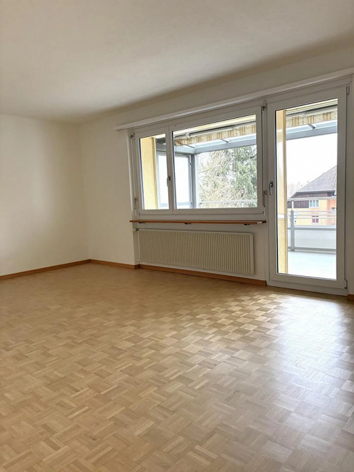 In un ambiente rurale - Foto 3 di 9