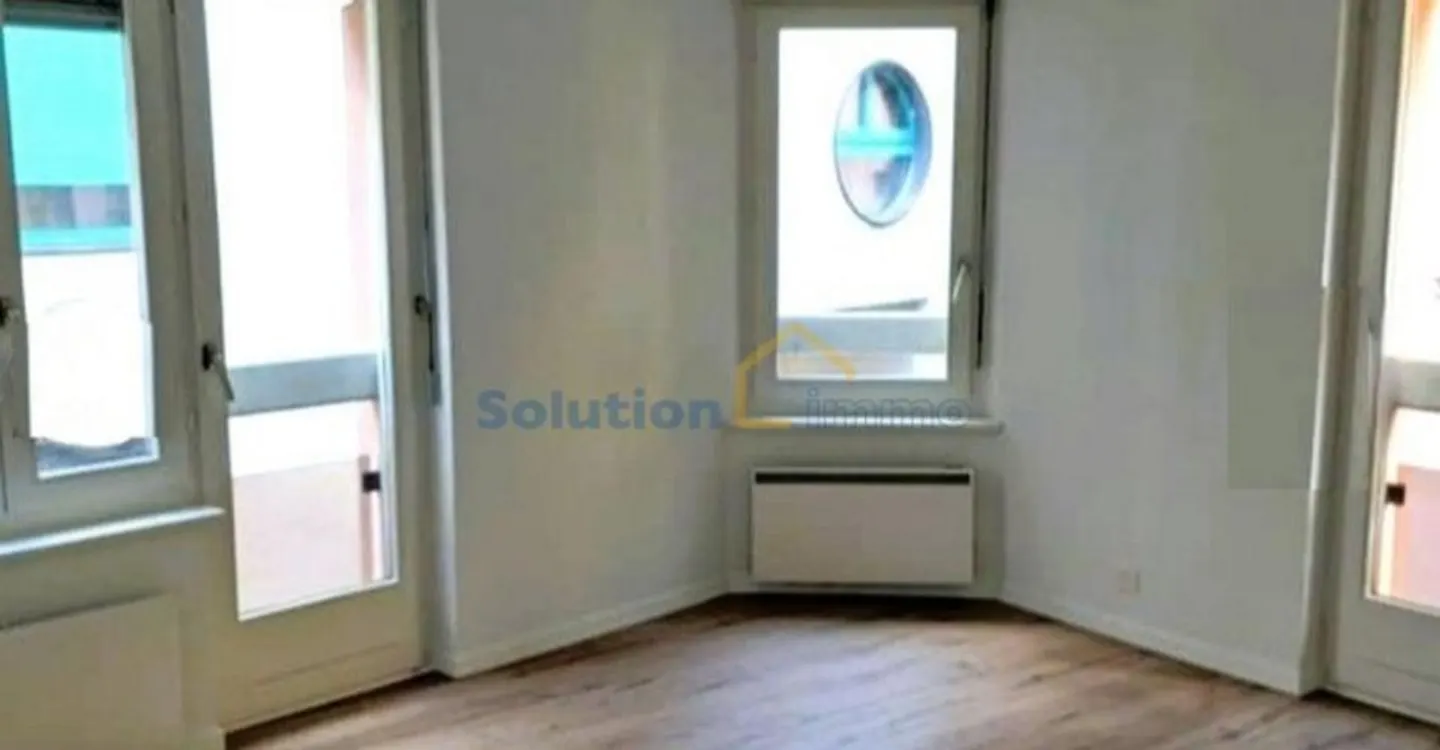 Appartamento di 3,5 locali, terrazza, in centro città - Foto 3 di 9