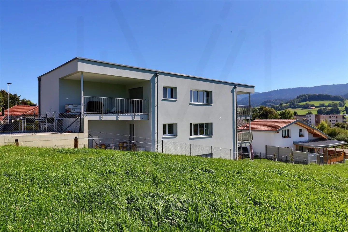 Magnifique appartement de 4.5 pièces en bordure de zone agricole - Photo 4 sur 11