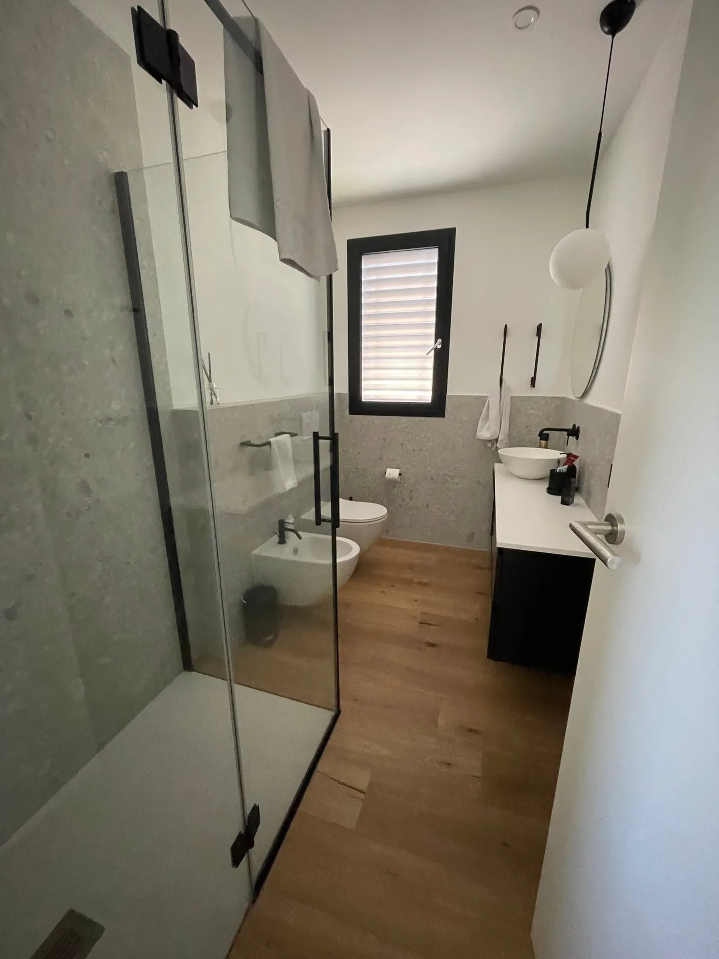 Maison individuelle à Monte Carasso avec jardin et piscine. - Photo 9 sur 12