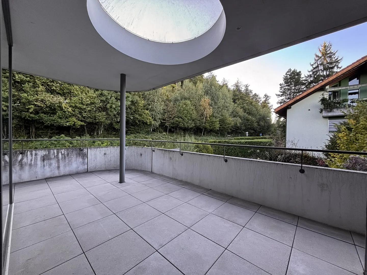Appartement lumineux de 3,5 pièces avec standard de propriété - Photo 8 sur 8