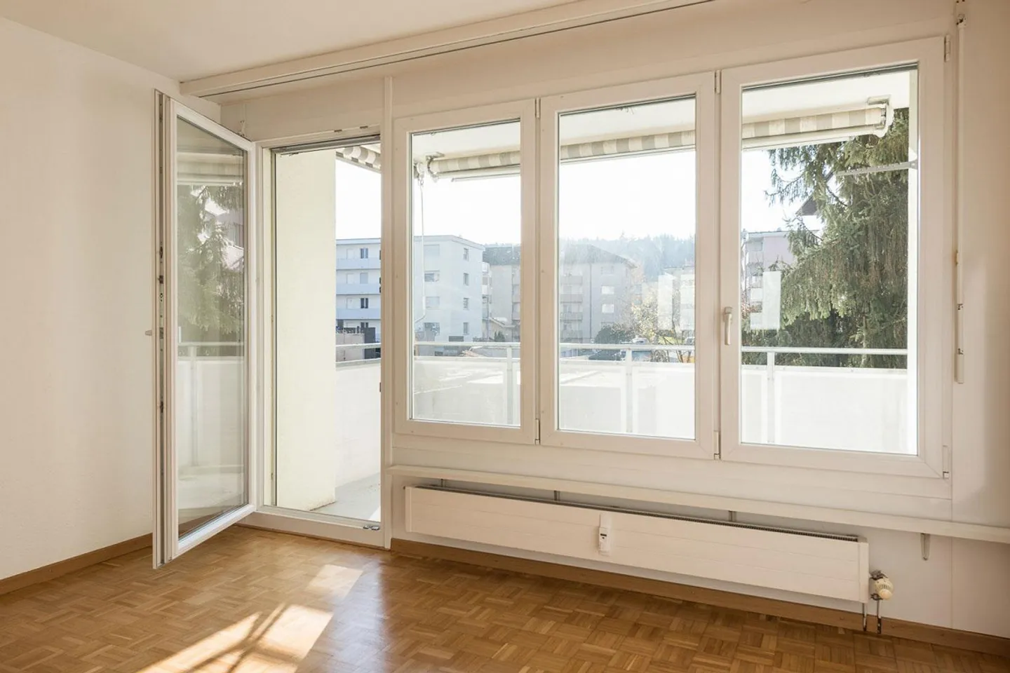 Moderne Wohnung in Bremgarten - Foto 3 von 7