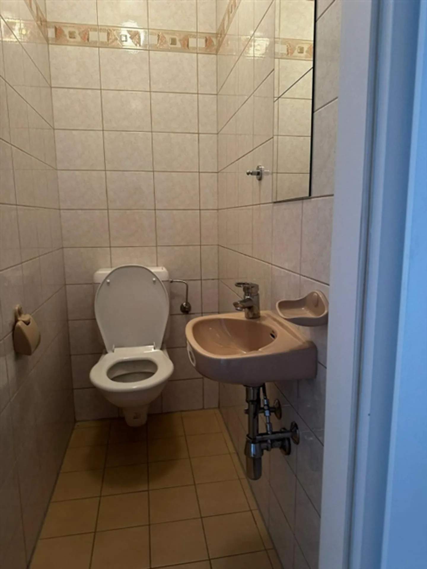 Apartment for rent - Photo 5 of 6