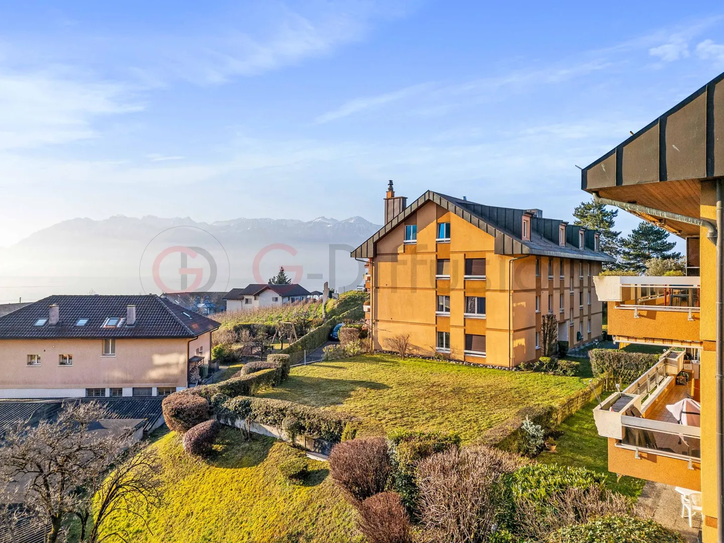 Appartement spacieux avec une vue panoramique sur le Lac Léman et le Lavaux - Photo 11 sur 14