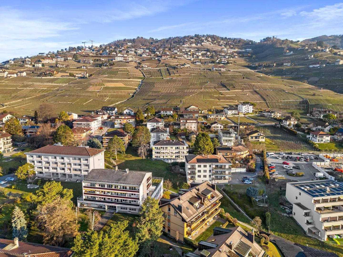 Appartement spacieux avec une vue panoramique sur le Lac Léman et le Lavaux - Photo 13 sur 14