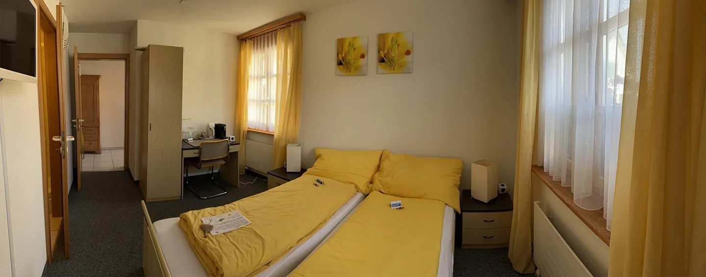 Camera mensile flessibile con servizio e bella vista - Foto 4 di 11