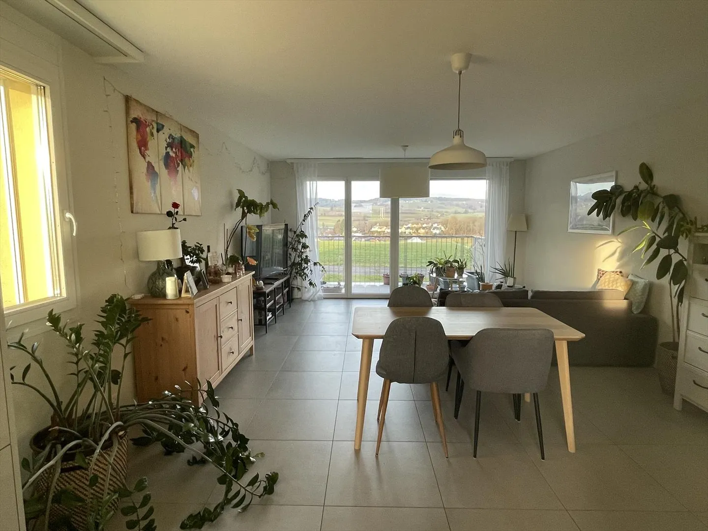 3.5 Room Apartment - Photo 2 of 11