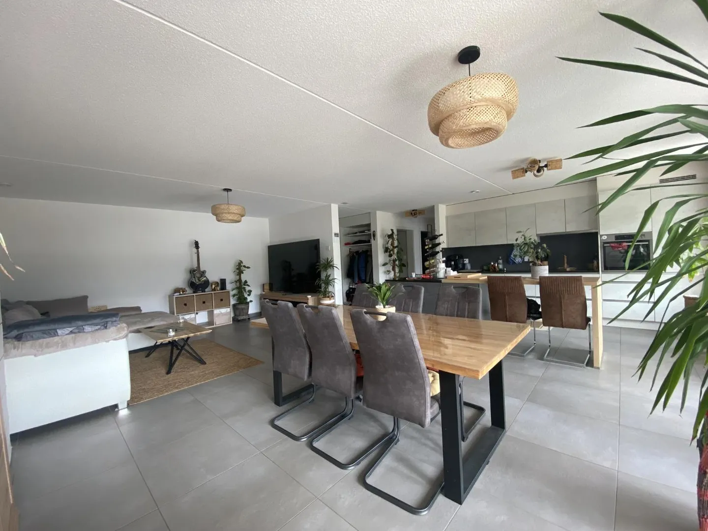Modernes Appartement mit Terrasse - Foto 8 von 13