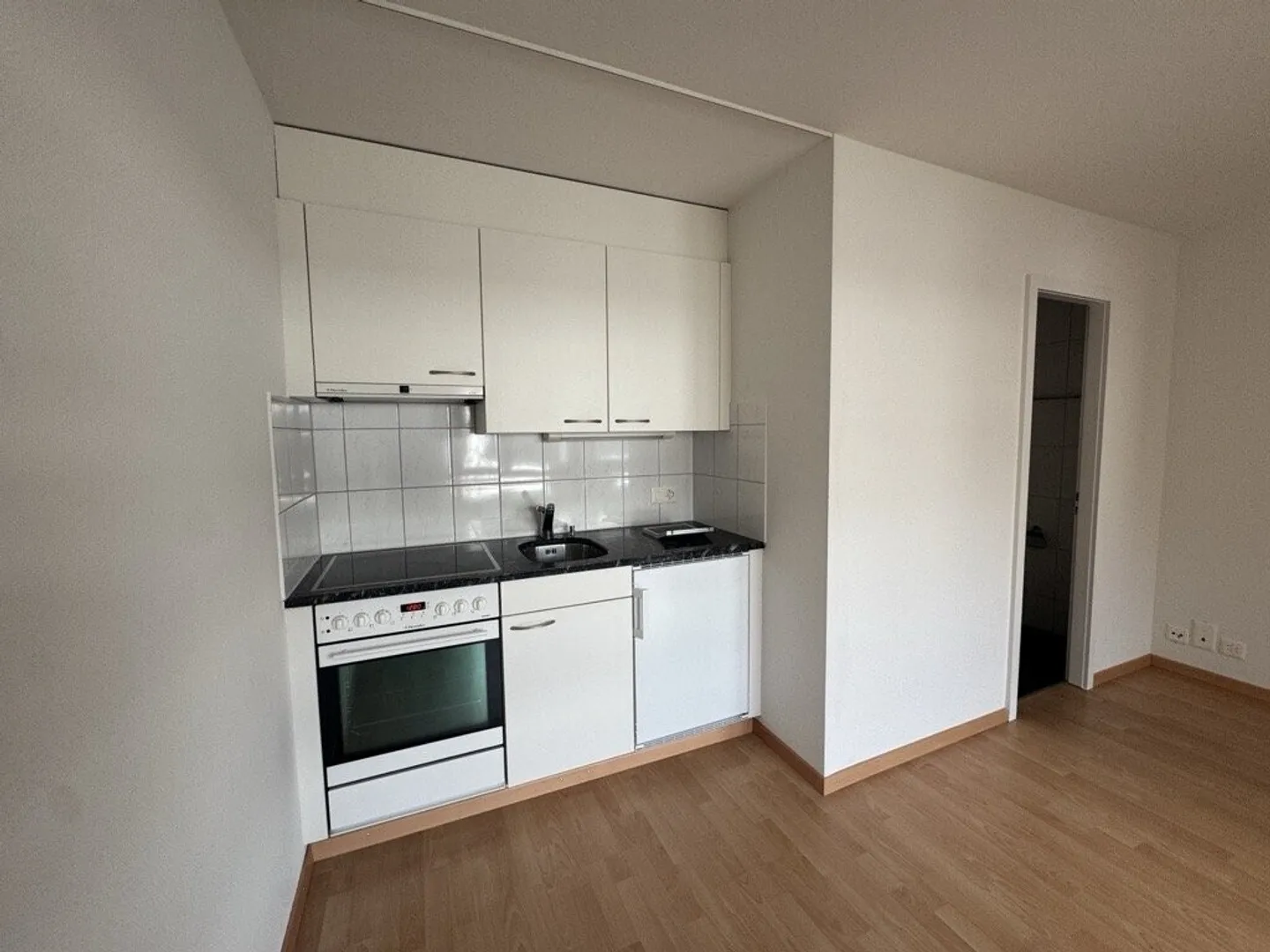 Superbe et centrale appartement 1.5 pièces à Ittigen - Photo 3 sur 5