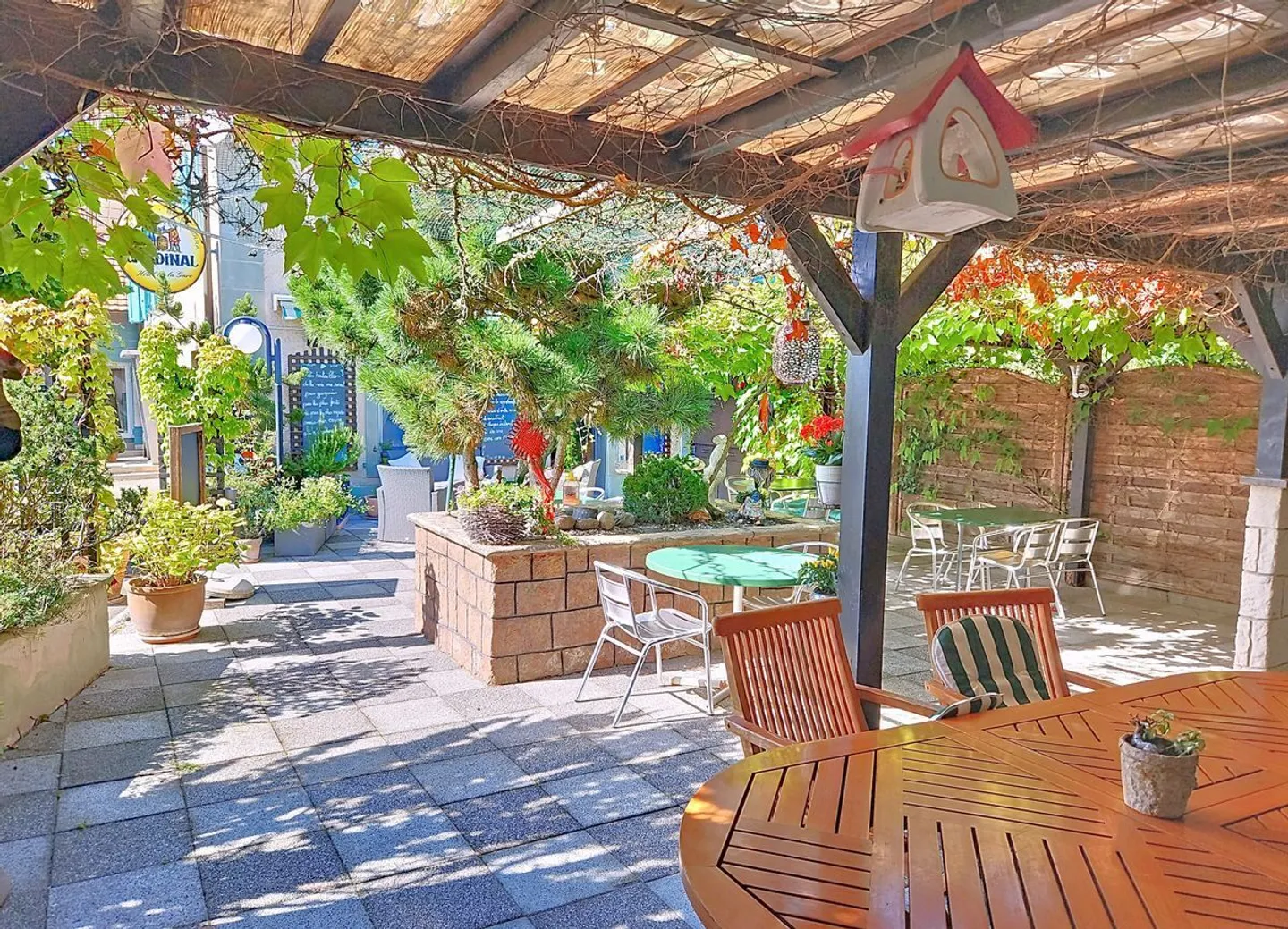 EDIFICIO A COUSSET (FR) Eccellente rendimento - Modulabile - Foto 5 di 7