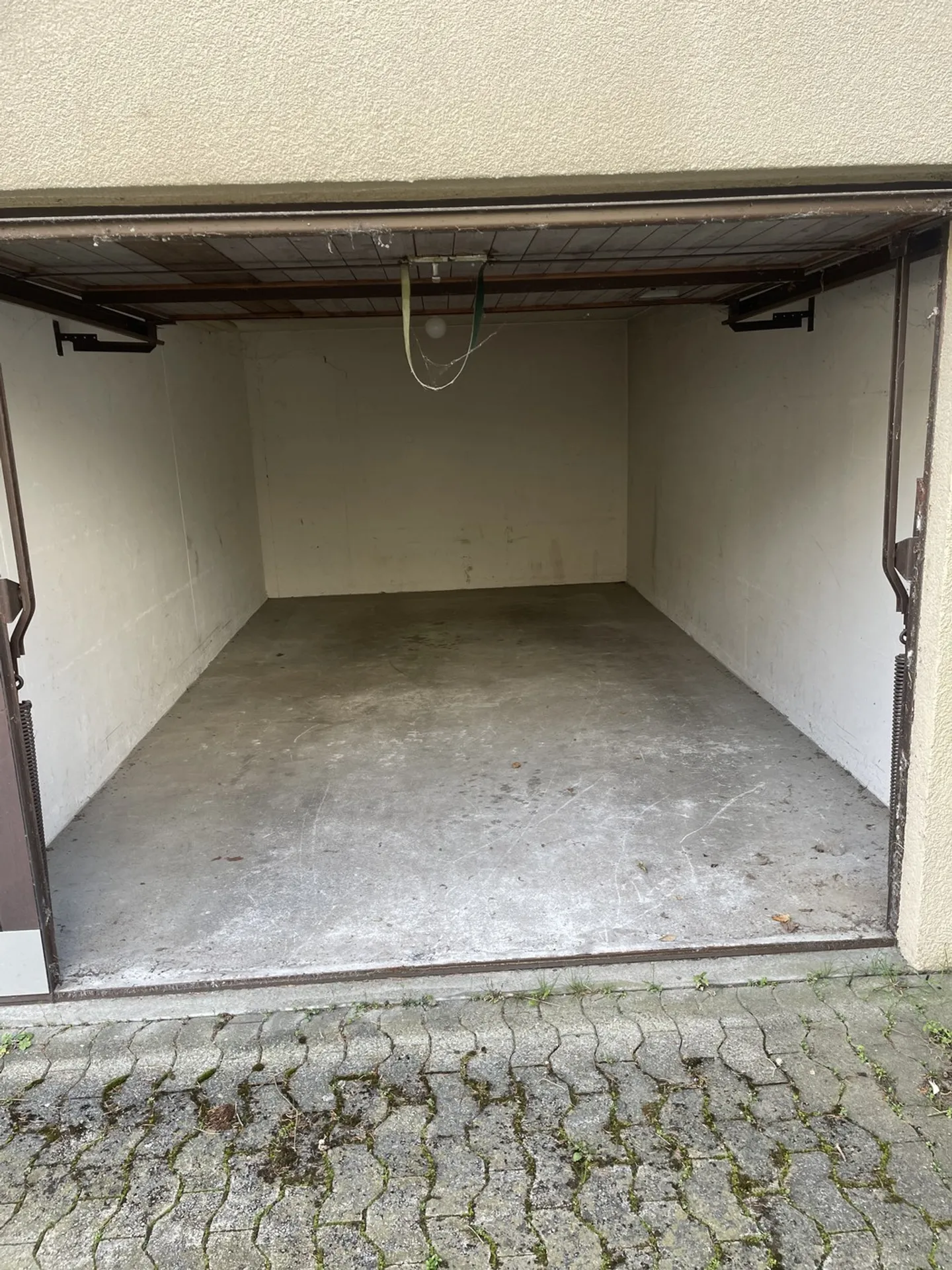 Einzelgarage in Wil - Foto 1 von 3