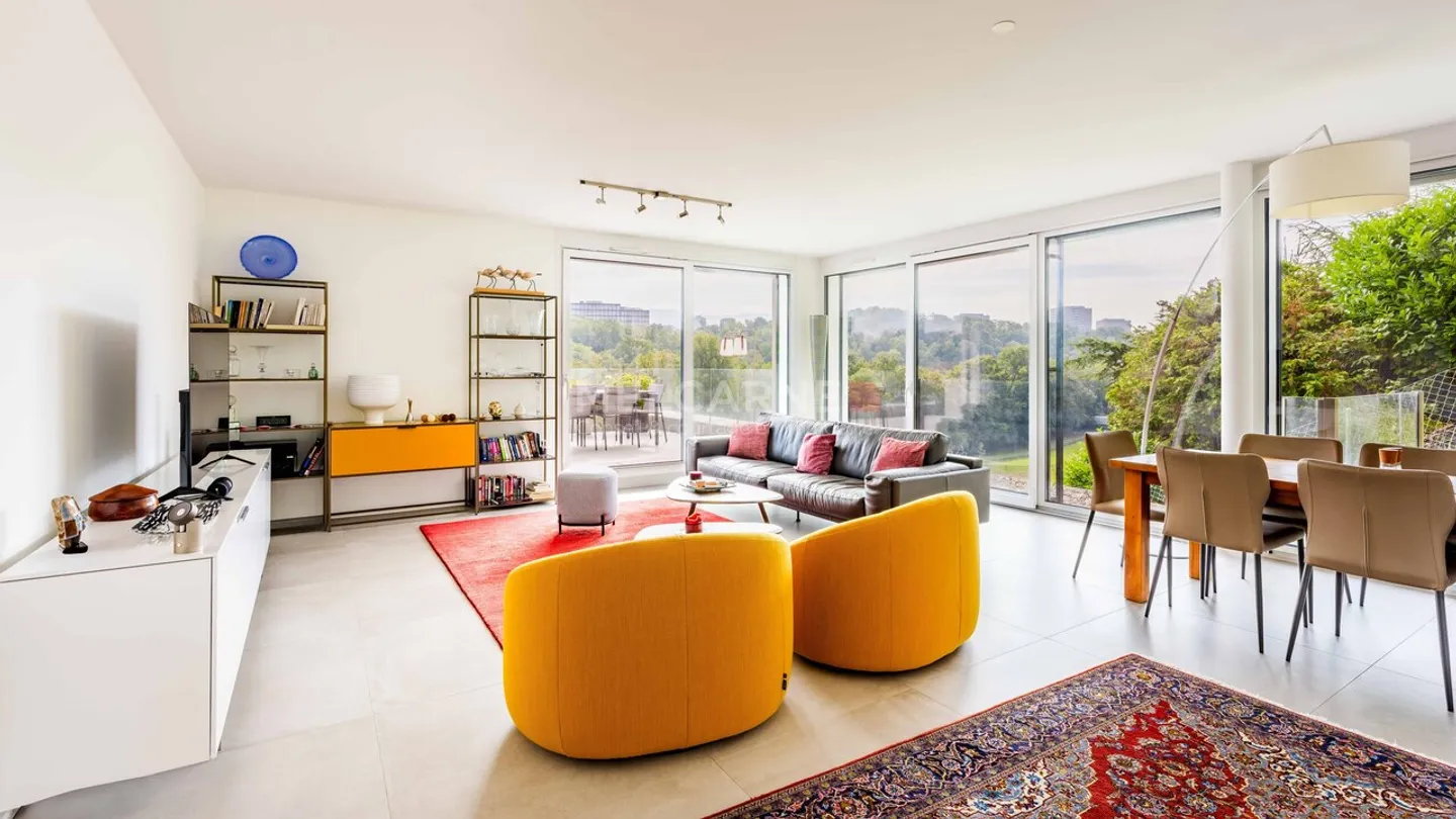 5 rooms terrace with panoramic view of nature - Photo 2 of 12