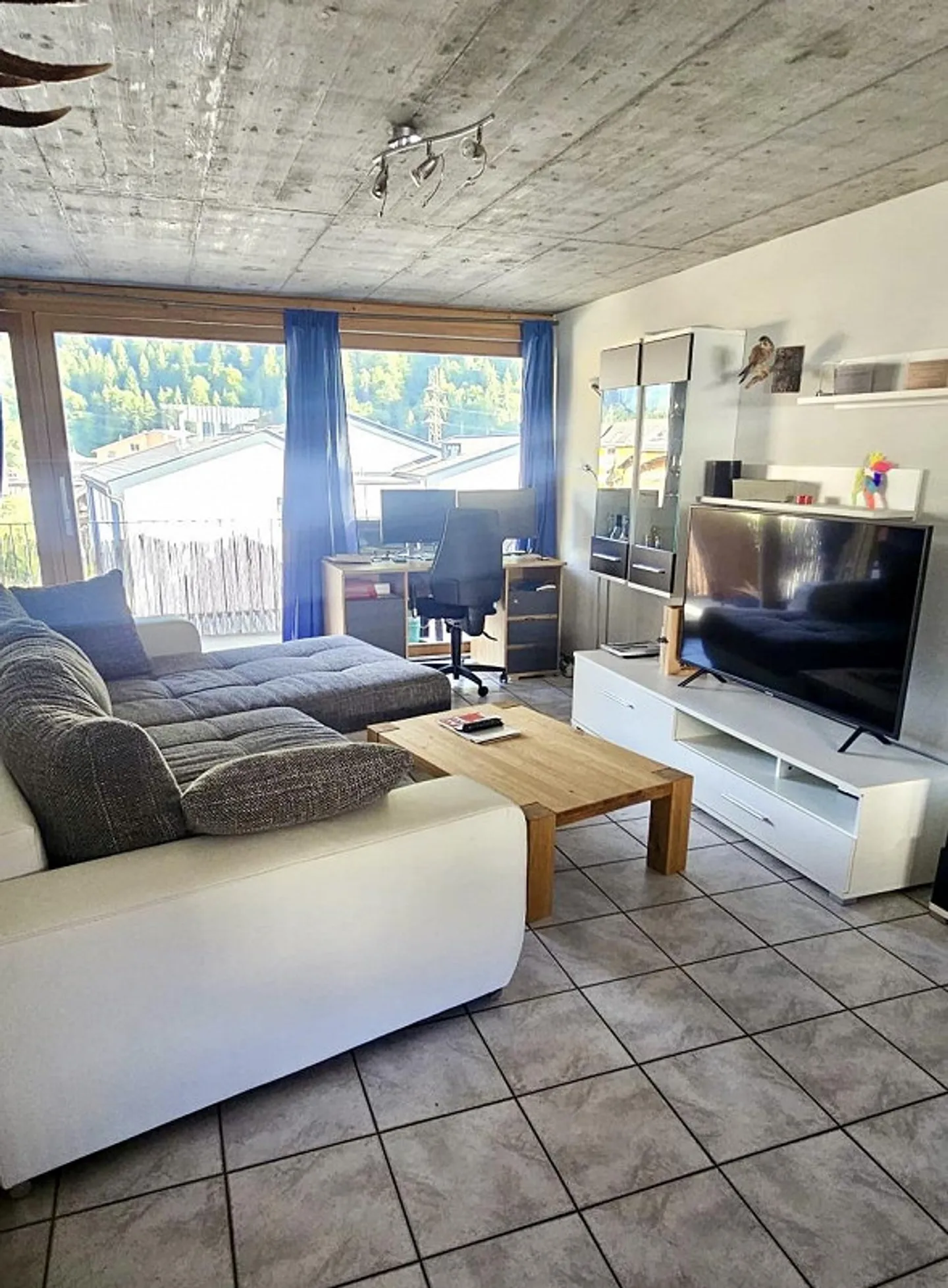Appartement 2,5 pièces au centre de Schiers - Photo 1 sur 5