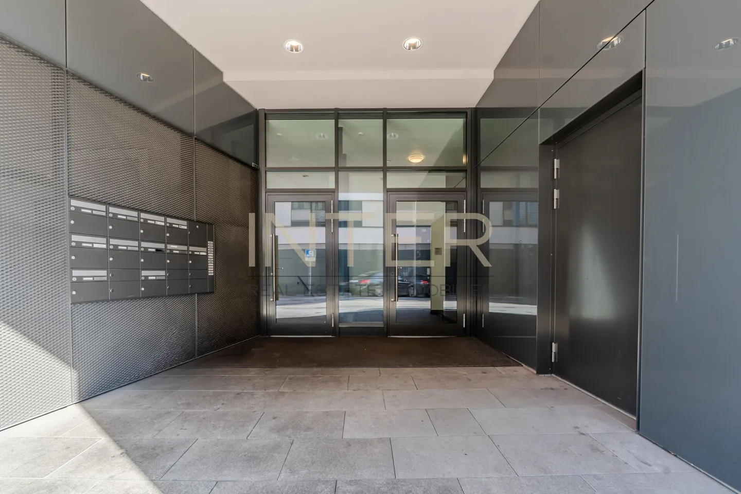 Praxisräume im Zentrum von Baar (ZG) - 3 Behandlungsräume mit Lavabo - Photo 11 of 16