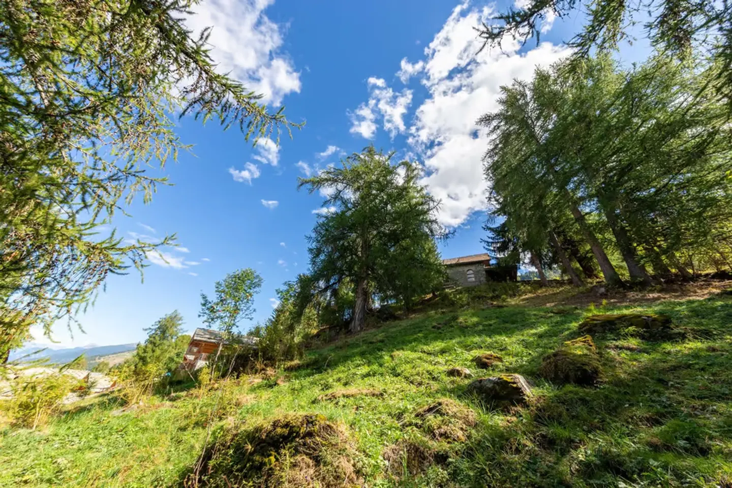 High-end chalet to be built, Veillas 2, main residence - Photo 3 of 9