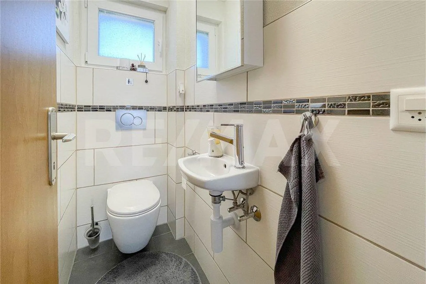 Freistehendes 5.5-Zimmer-EFH mit Umschwung an beliebter Wohnlage in Möhlin zu verkaufen - Foto 7 von 13