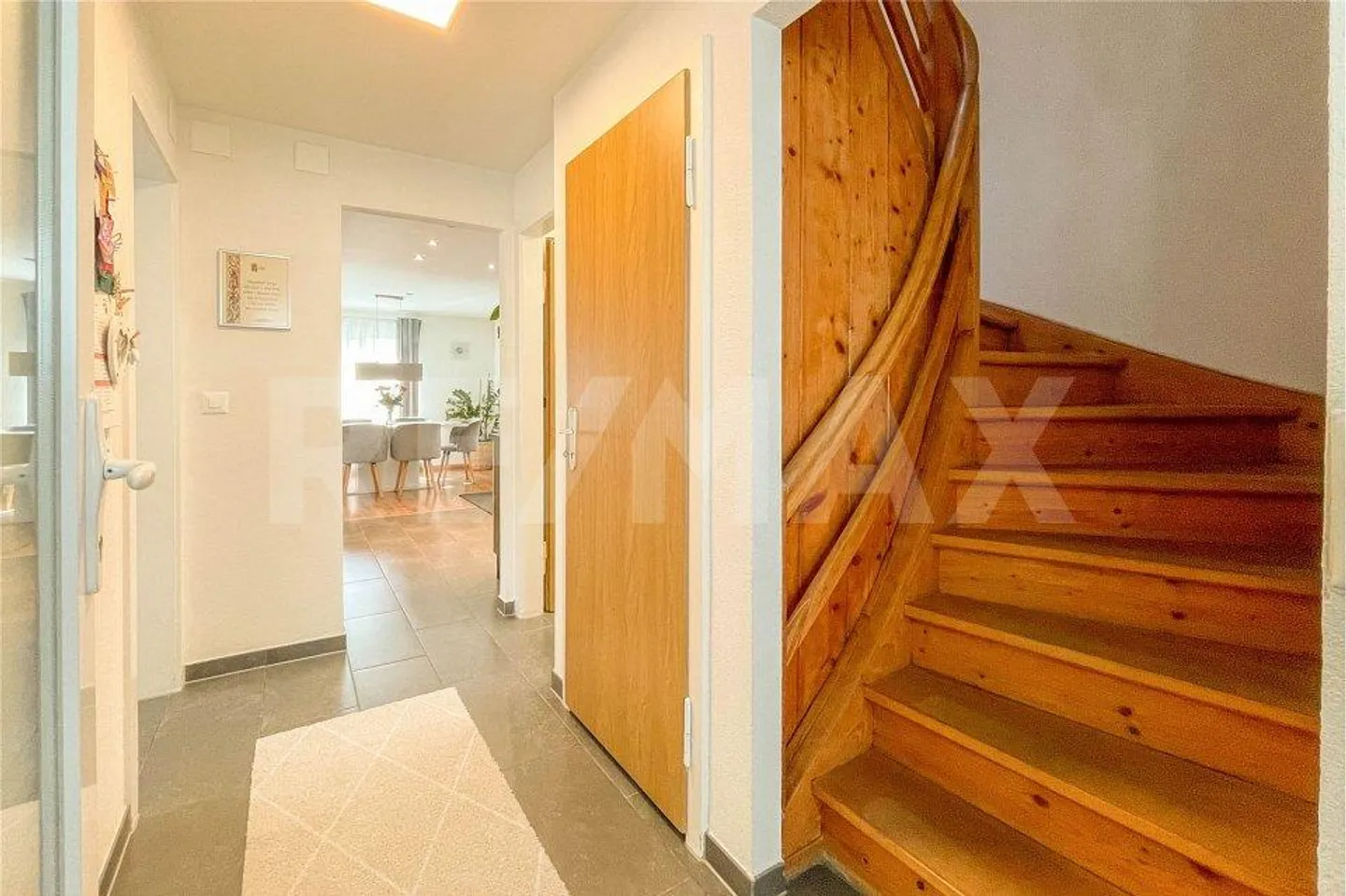 Freistehendes 5.5-Zimmer-EFH mit Umschwung an beliebter Wohnlage in Möhlin zu verkaufen - Foto 8 von 13