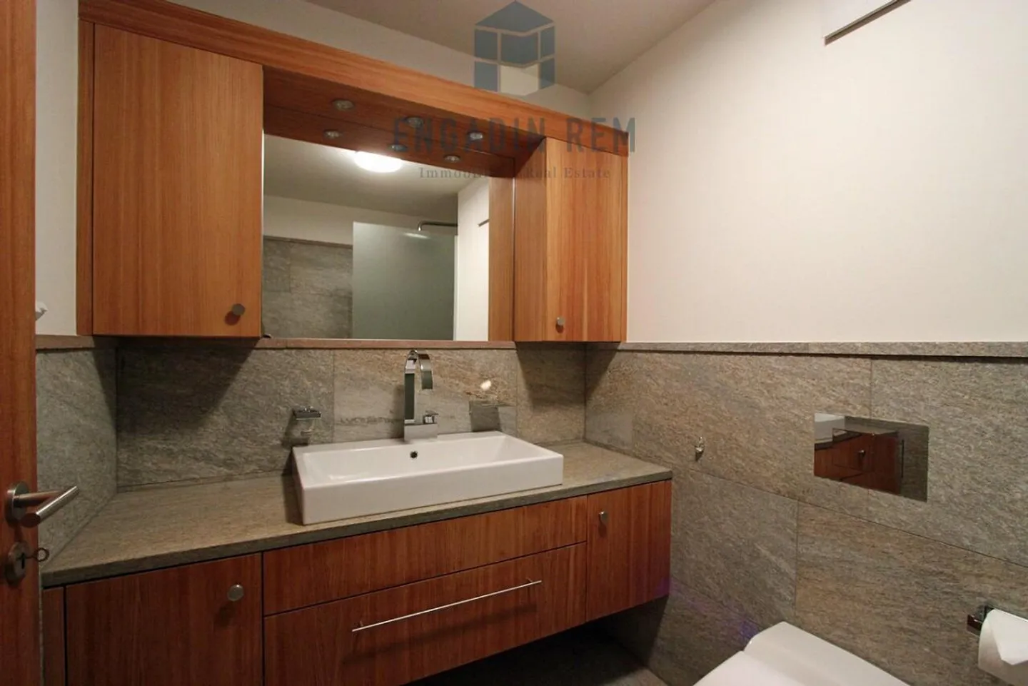 Pied-à-terre in St. Moritz Furnished 3-Room Apartment for Annual Rent - Photo 4 of 8