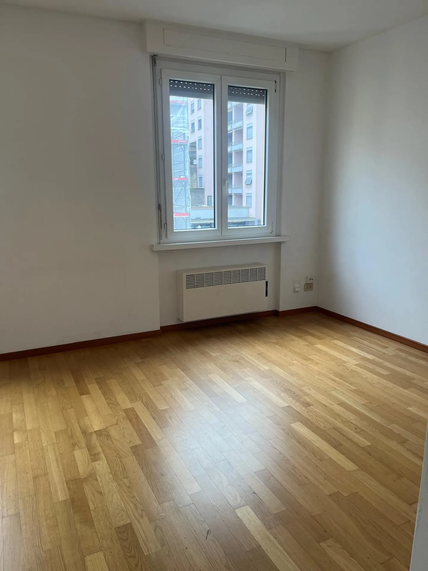 LUGANO - STUDIO FOR RENT - Photo 3 of 6