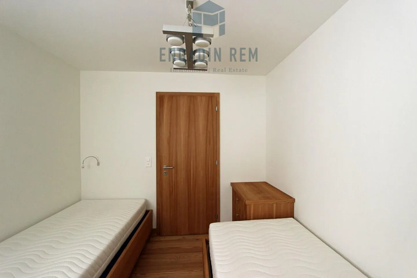 Pied-à-terre in St. Moritz Furnished 3-Room Apartment for Annual Rent - Photo 6 of 8
