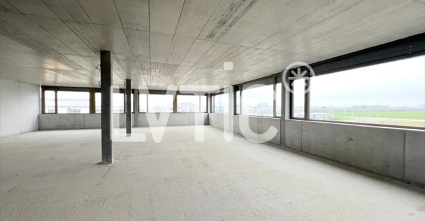 «Dépôt» - Photo 3 sur 10