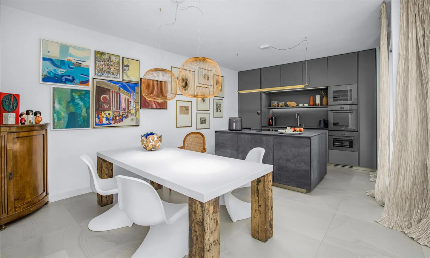 MODERN 5.5 ROOMS WITH LARGE TERRACE IN GREEN AREA IN STABIO - Photo 4 of 12