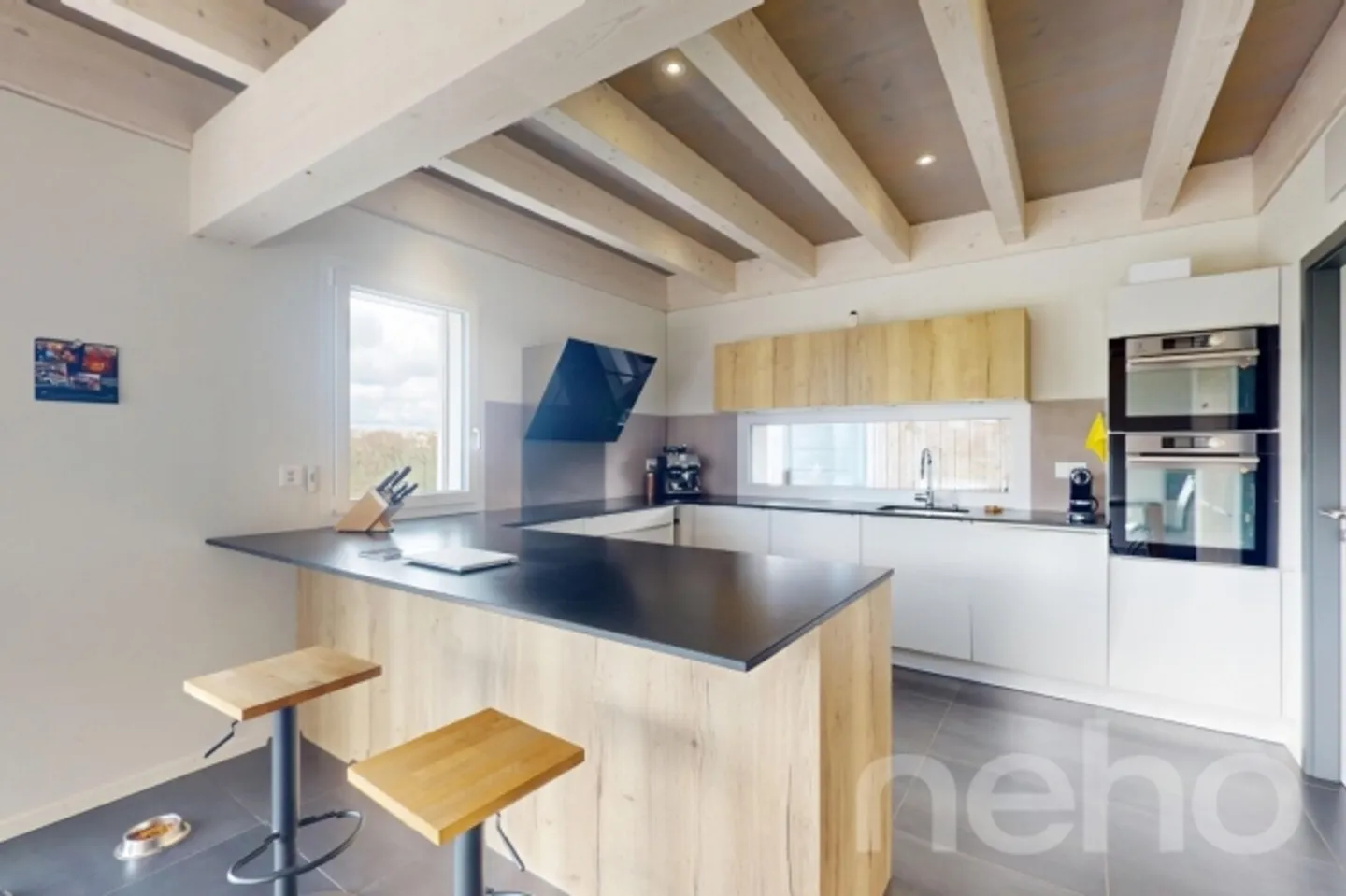 Magnifica villa indipendente in zona residenziale e tranquilla - Foto 5 di 13