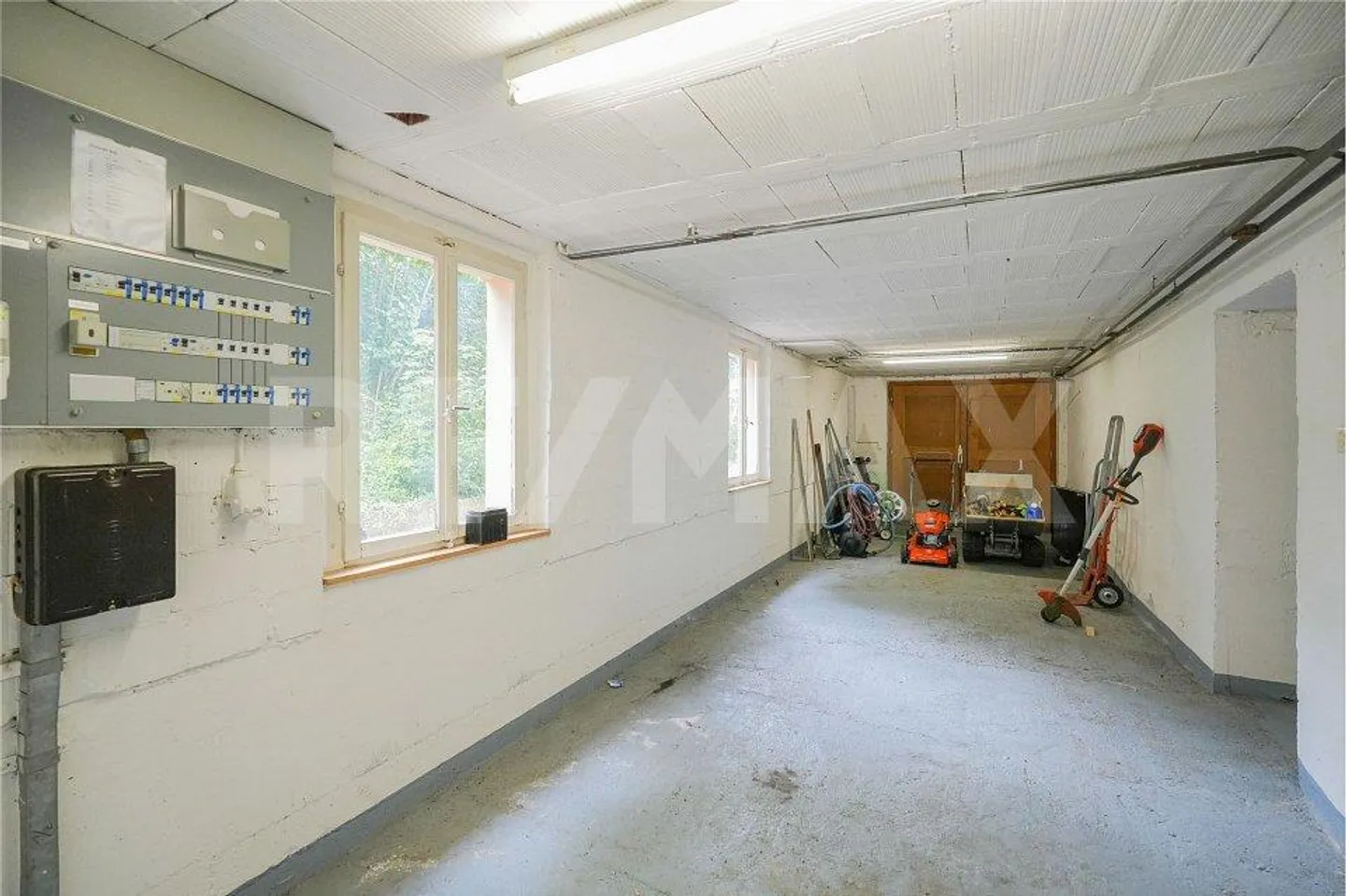 Casa indipendente da ristrutturare - molto spazio per vivere/lavorare o per hobby - Foto 10 di 12
