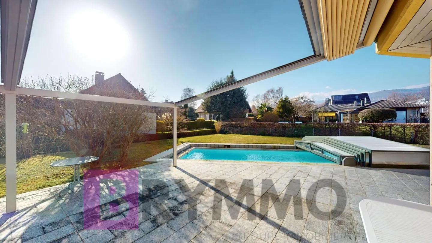 Villa 5,5 Zimmer - Foto 3 von 4