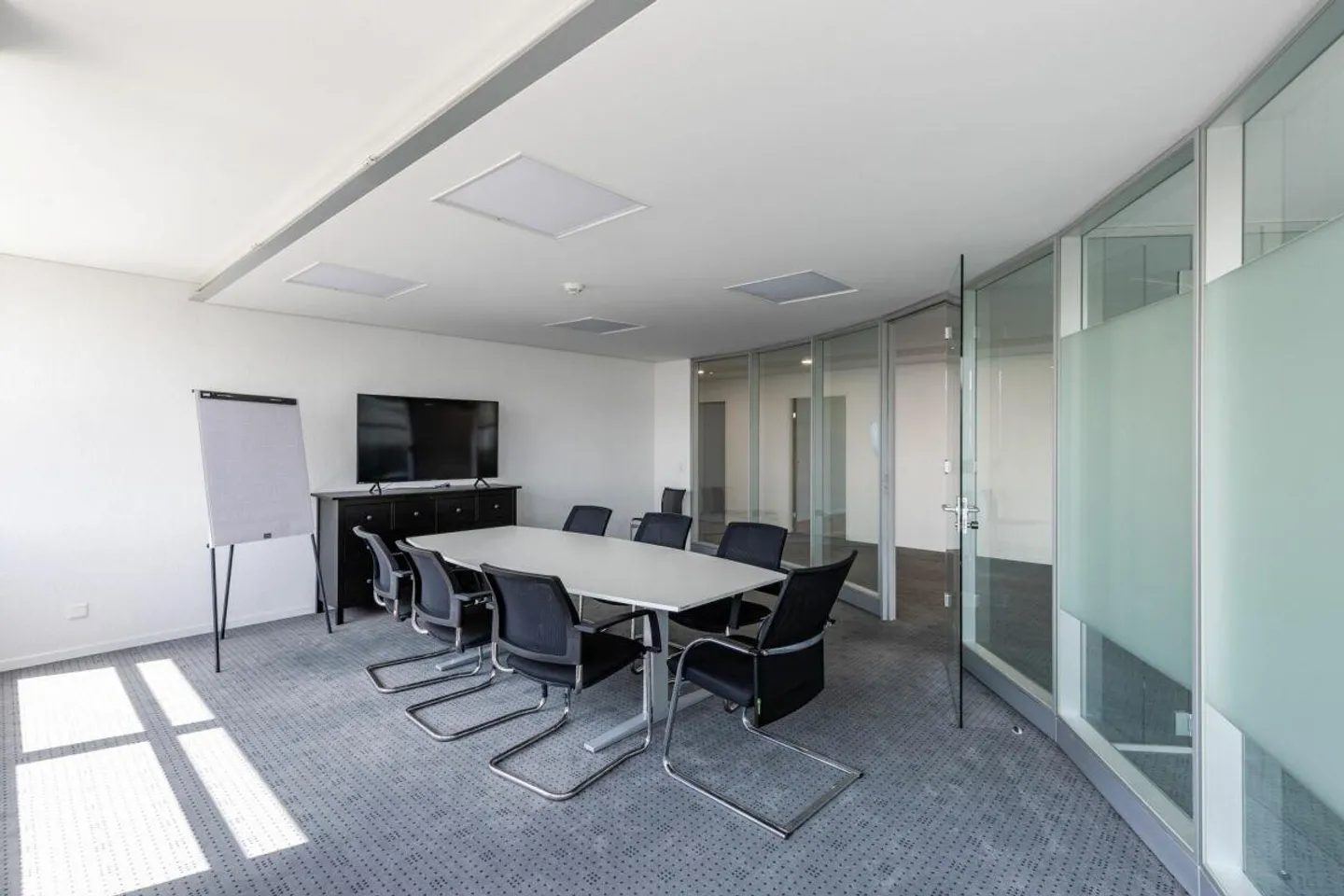 Geräumiges Büro mit 40?m² in Staad - Foto 4 von 7