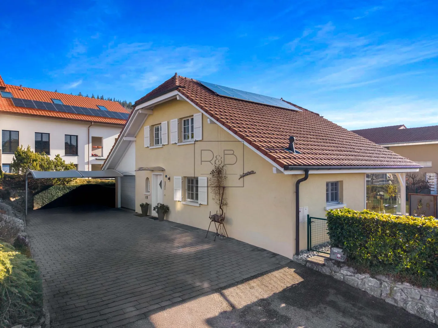 Bella villa indipendente situata ad Arconciel - Foto 2 di 10